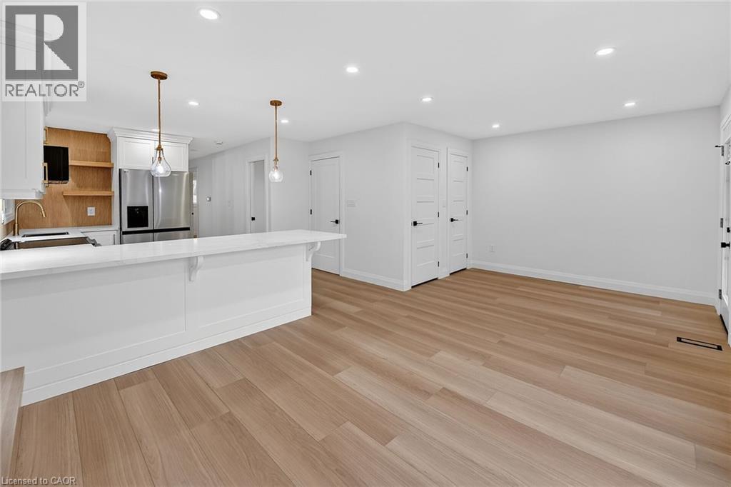 7 Crosthwaite Avenue S, Hamilton, Ontario  L8K 2T7 - Photo 14 - 40812003