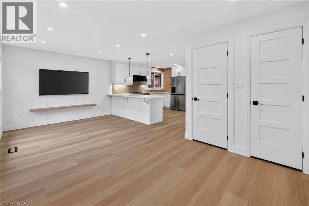 7 Crosthwaite Avenue S, Hamilton, Ontario  L8K 2T7 - Photo 9 - 40812003