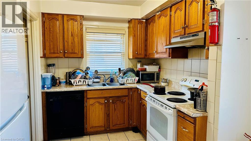 486 Matthew Brady Avenue, Windsor, Ontario  N8S 3J6 - Photo 14 - 40811772