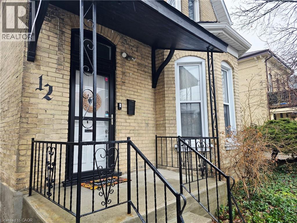 12 Pearl Street, Brantford, Ontario  N3T 3N4 - Photo 3 - 40811374