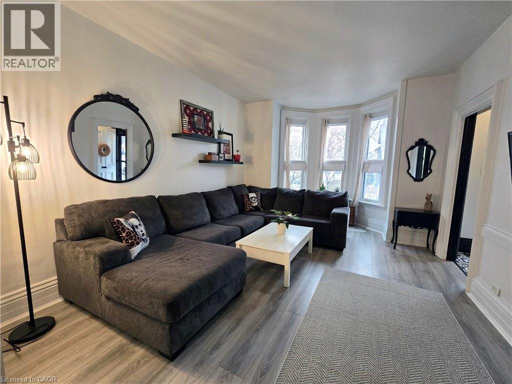 12 Pearl Street, Brantford, Ontario  N3T 3N4 - Photo 7 - 40811374