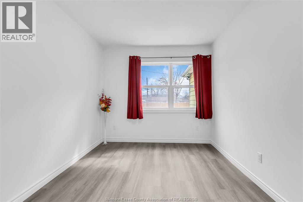 941 Cataraqui, Windsor, Ontario  N9A 3P7 - Photo 12 - 26005312