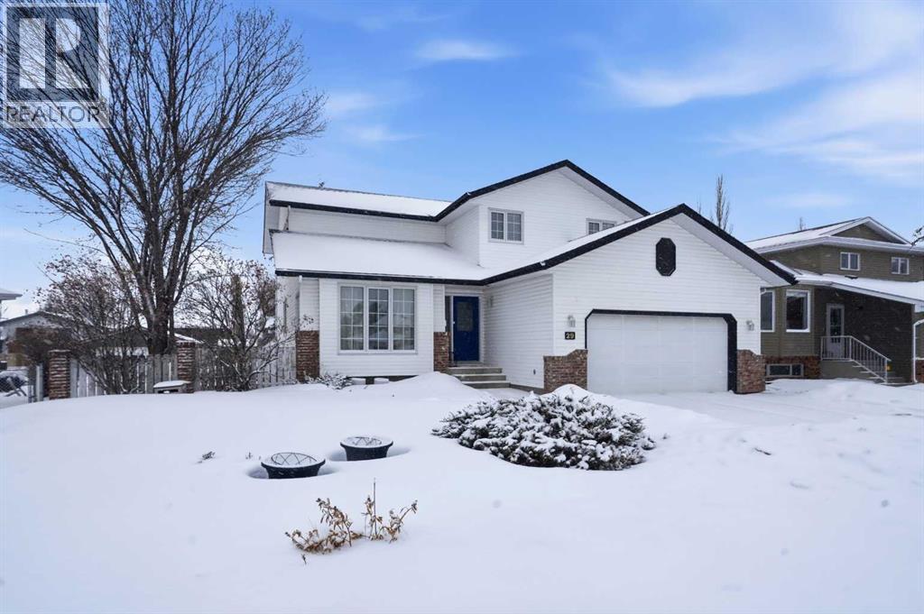 29 Dandell Close, Red Deer, Alberta  T4R 2J3 - Photo 1 - A2292140