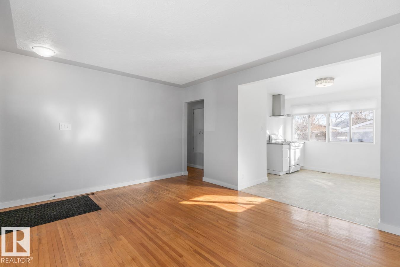 6511 98a St Nw, Edmonton, Alberta  T6E 3N1 - Photo 5 - E4477019