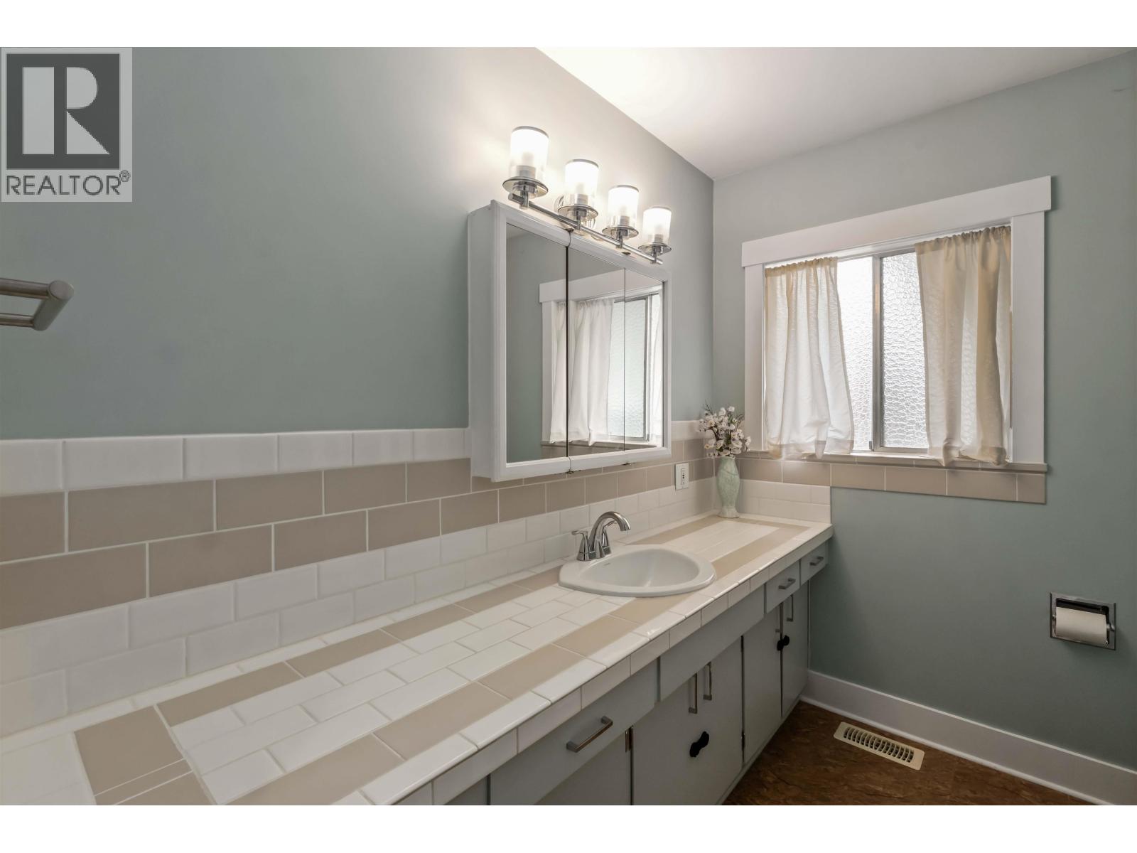 12066 Glenhurst Street, Maple Ridge, British Columbia  V2X 6V9 - Photo 19 - R3099276