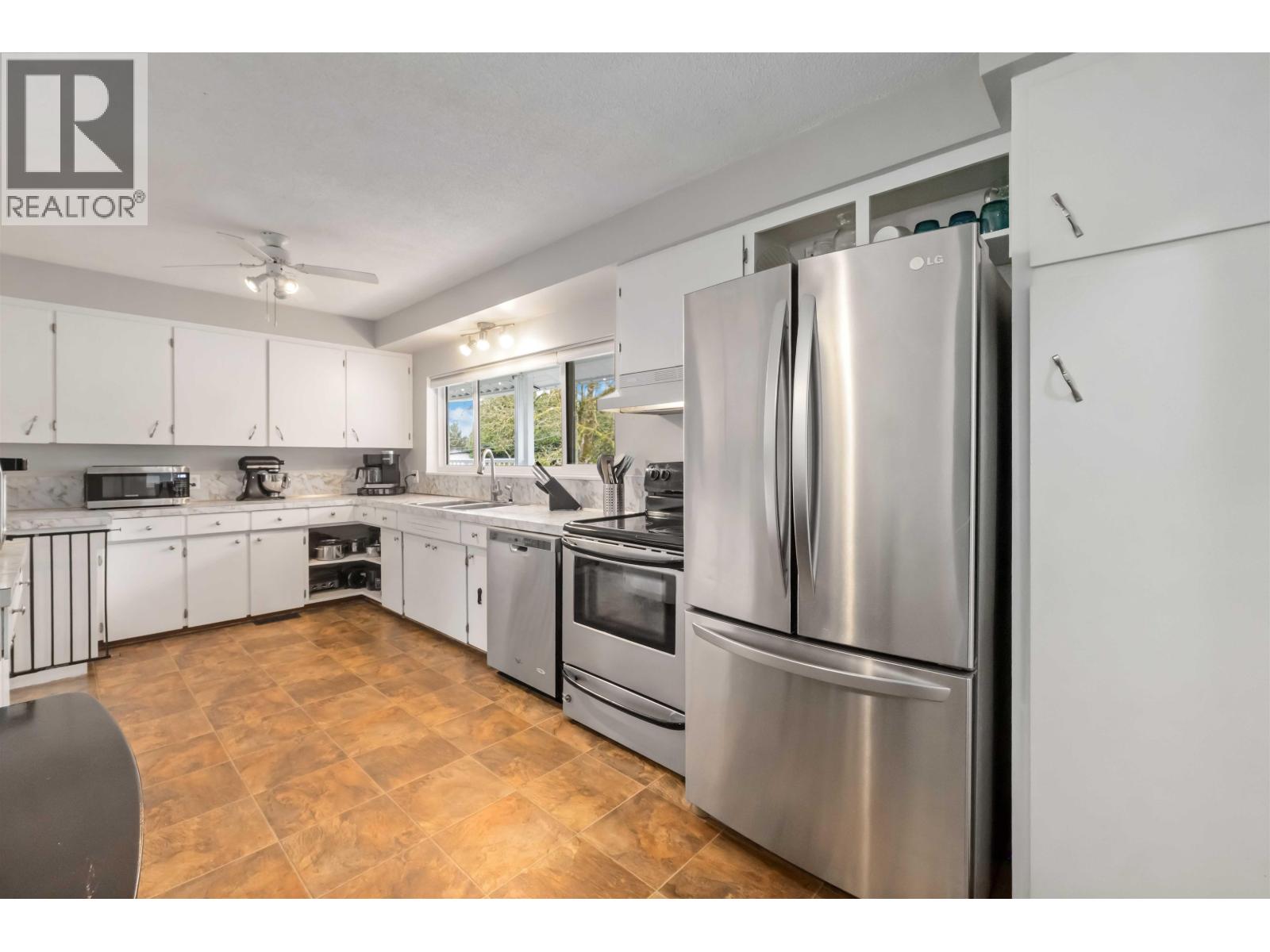 12066 Glenhurst Street, Maple Ridge, British Columbia  V2X 6V9 - Photo 13 - R3099276