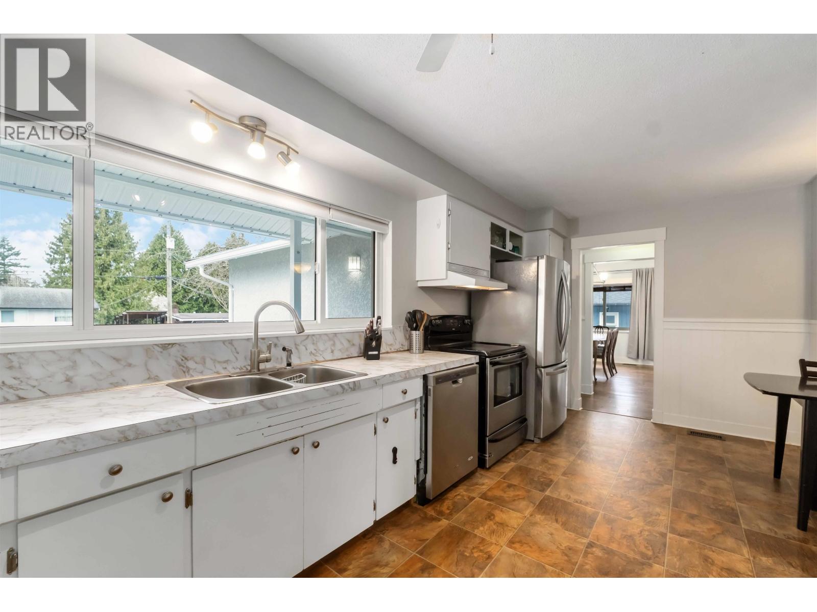 12066 Glenhurst Street, Maple Ridge, British Columbia  V2X 6V9 - Photo 12 - R3099276