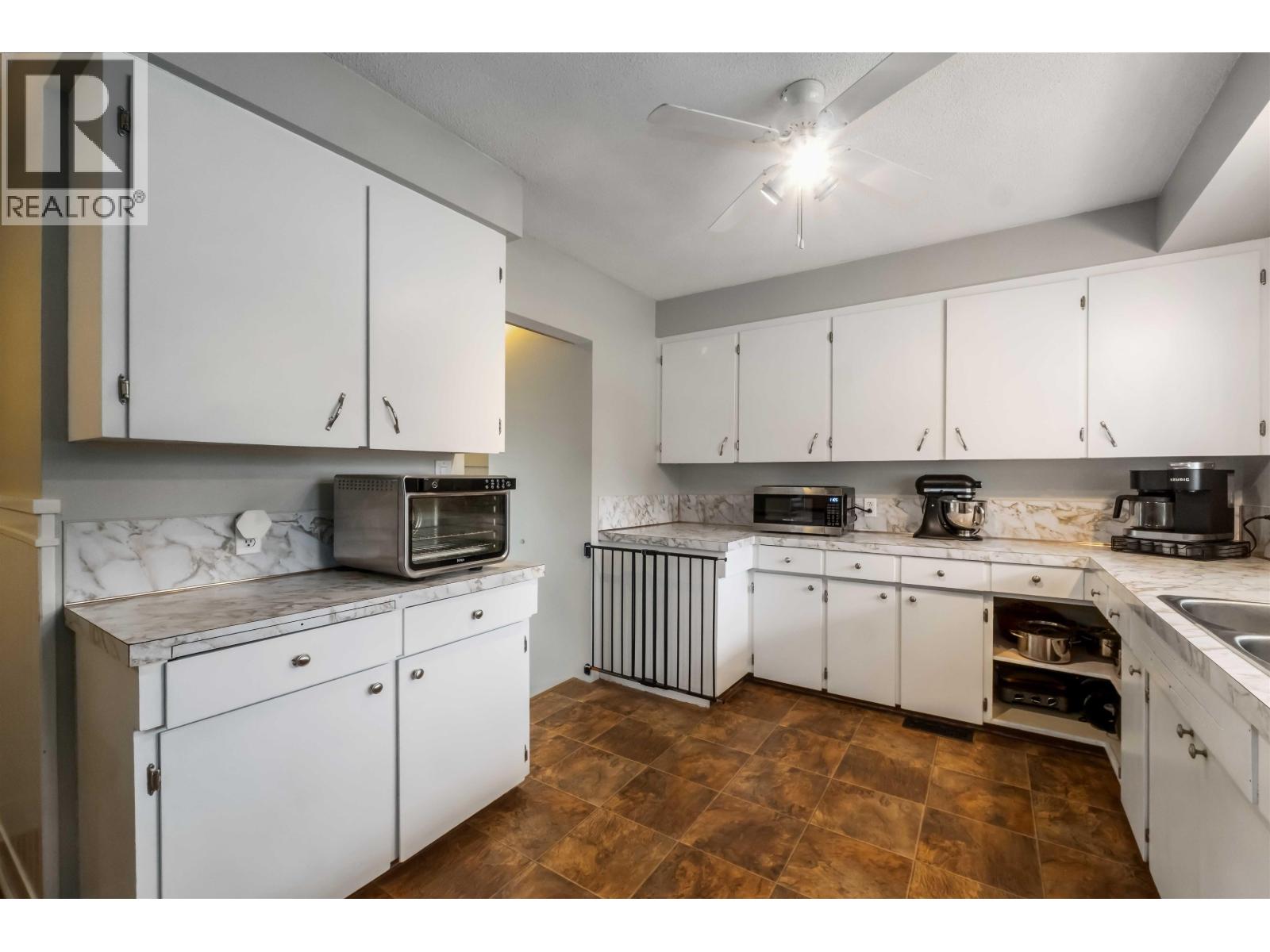 12066 Glenhurst Street, Maple Ridge, British Columbia  V2X 6V9 - Photo 16 - R3099276