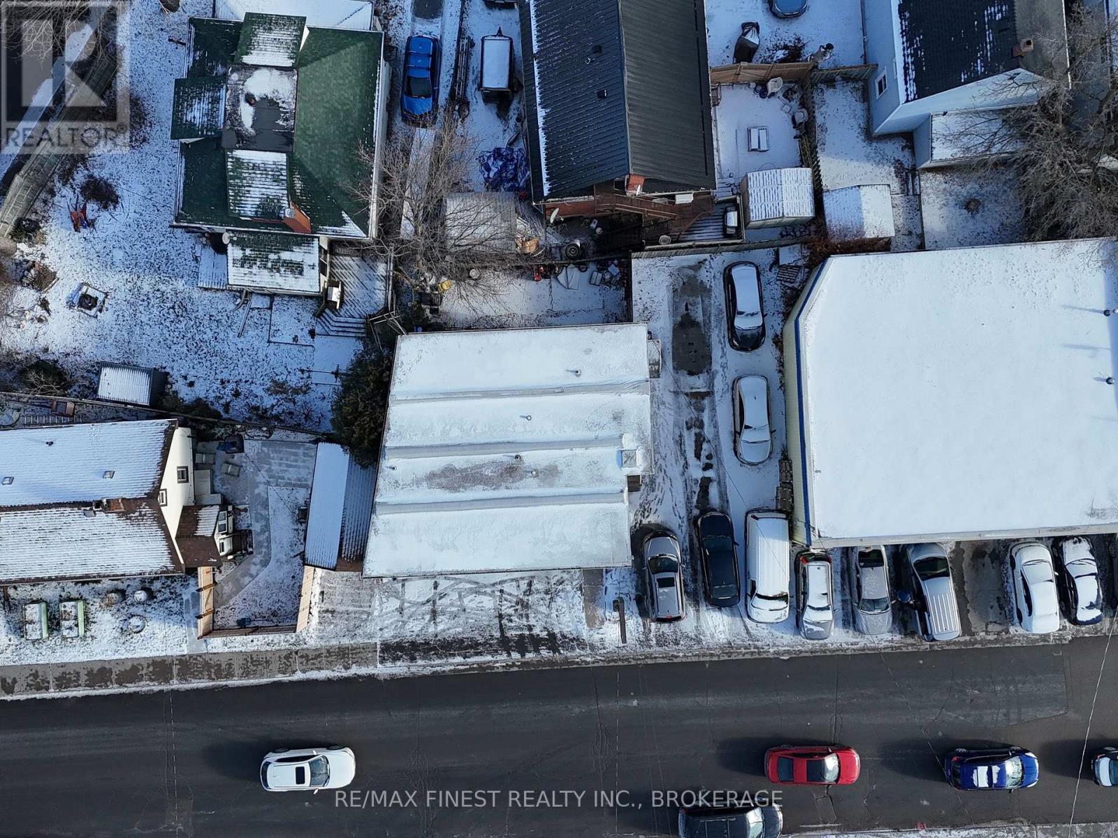 Unit 1 - 477 Macdonnell Street, Kingston, Ontario K7K 4W5 - Photo 2 - X12880236