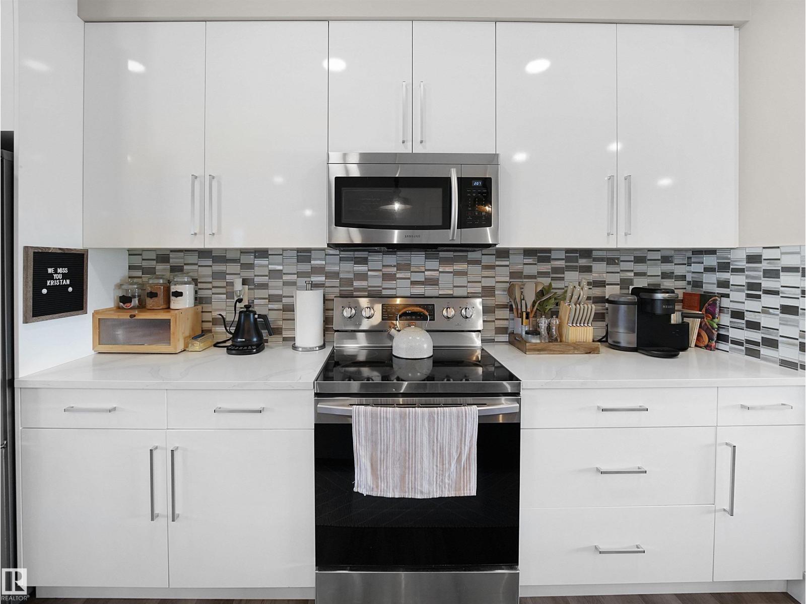 8103 Orchards Green Gr Sw, Edmonton, Alberta  T6X 2N7 - Photo 10 - E4477299