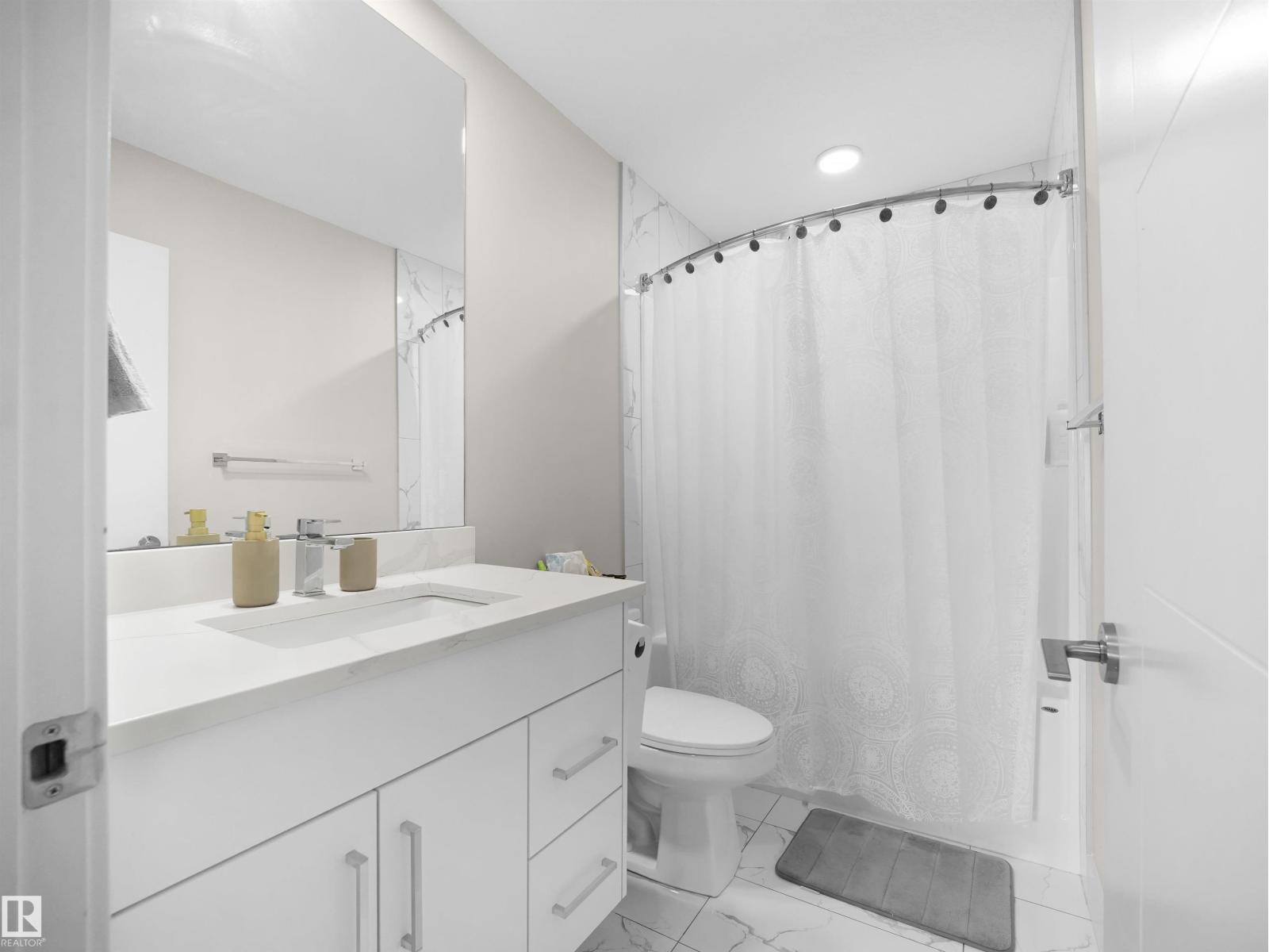 8103 Orchards Green Gr Sw, Edmonton, Alberta  T6X 2N7 - Photo 27 - E4477299