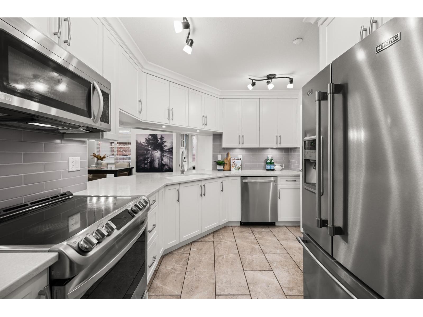 304 20110 Michaud Crescent, Langley, British Columbia  V3A 4B1 - Photo 12 - R3099203