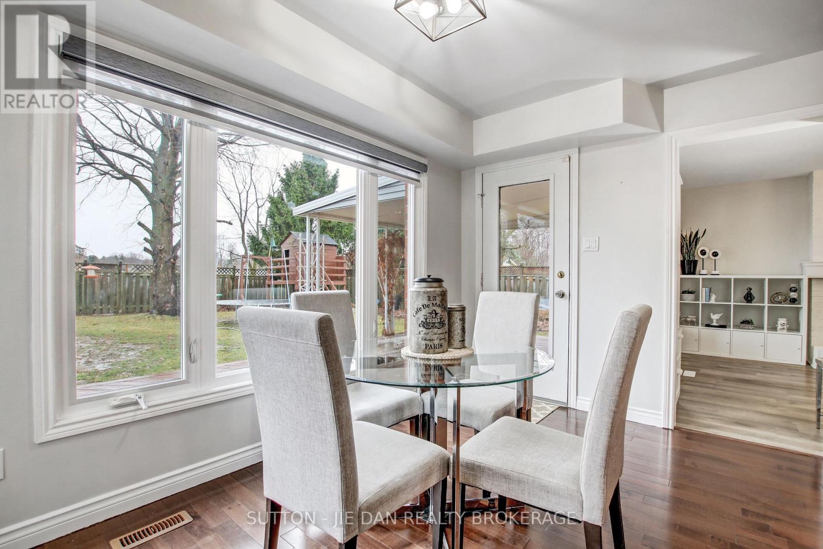 33 Repton Avenue, London North, Ontario  N5X 3G3 - Photo 10 - X12880016