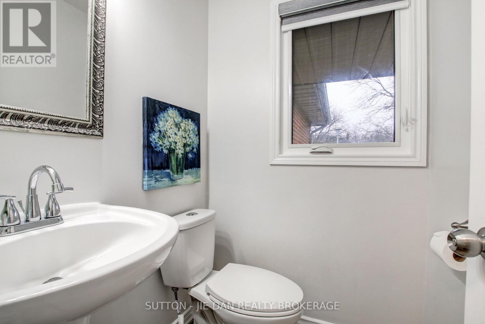 33 Repton Avenue, London North, Ontario  N5X 3G3 - Photo 17 - X12880016