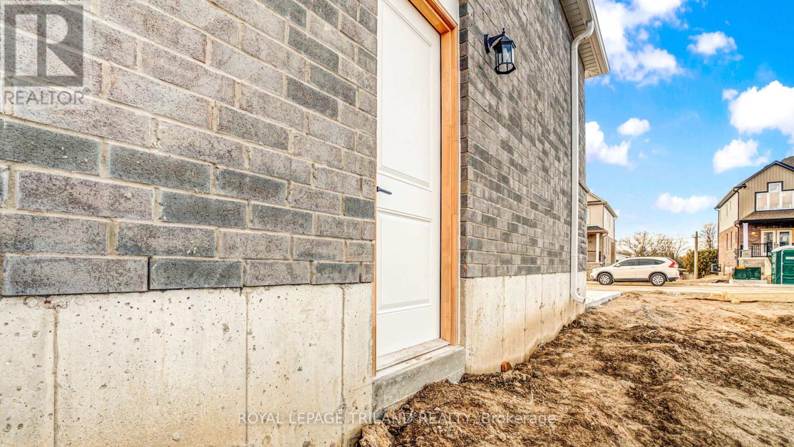 15 Ahmed Place, St. Thomas, Ontario  N5R 4W7 - Photo 34 - X12880064