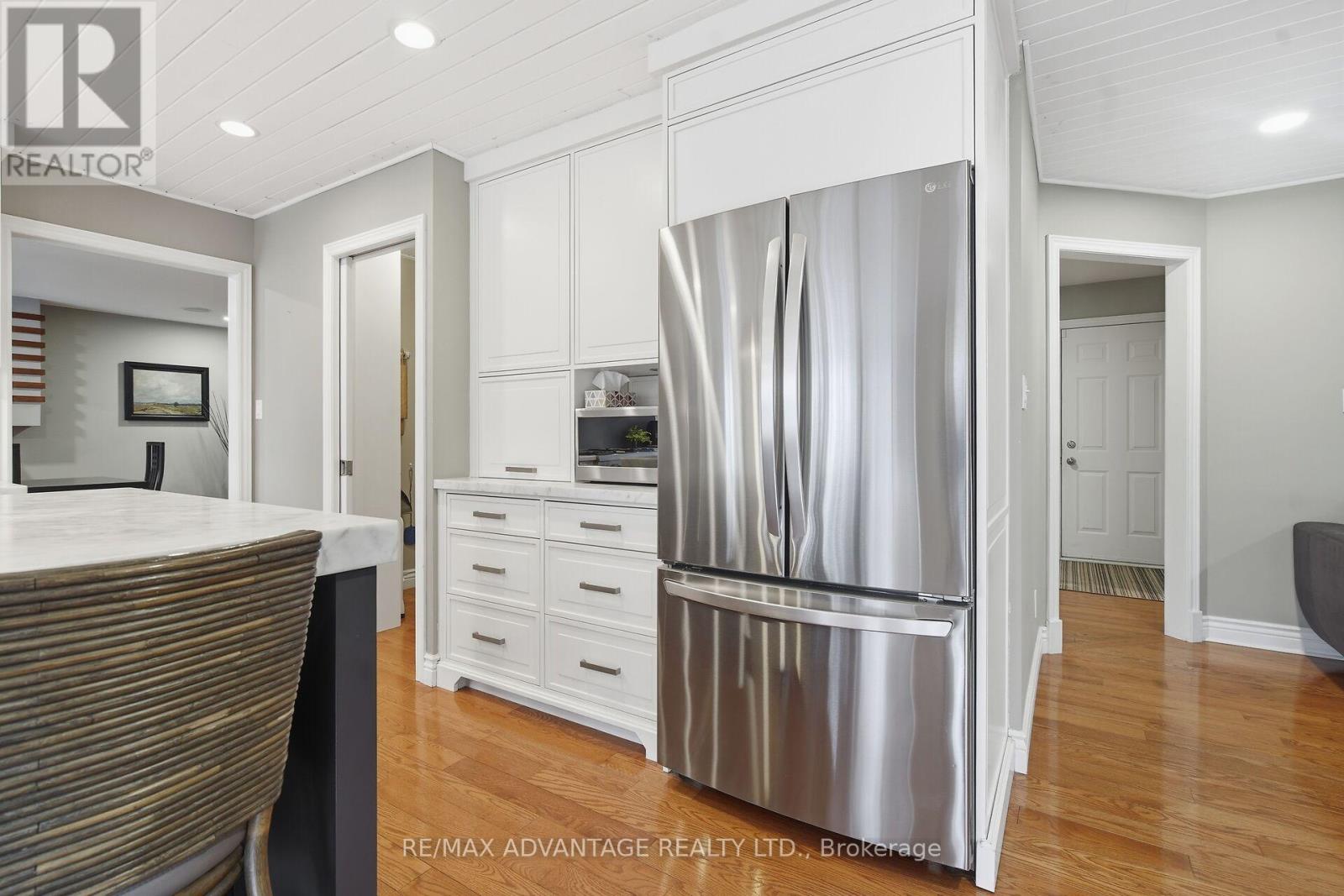 28 Wynfield Lane, Middlesex Centre, Ontario  N6H 5L2 - Photo 15 - X12880092