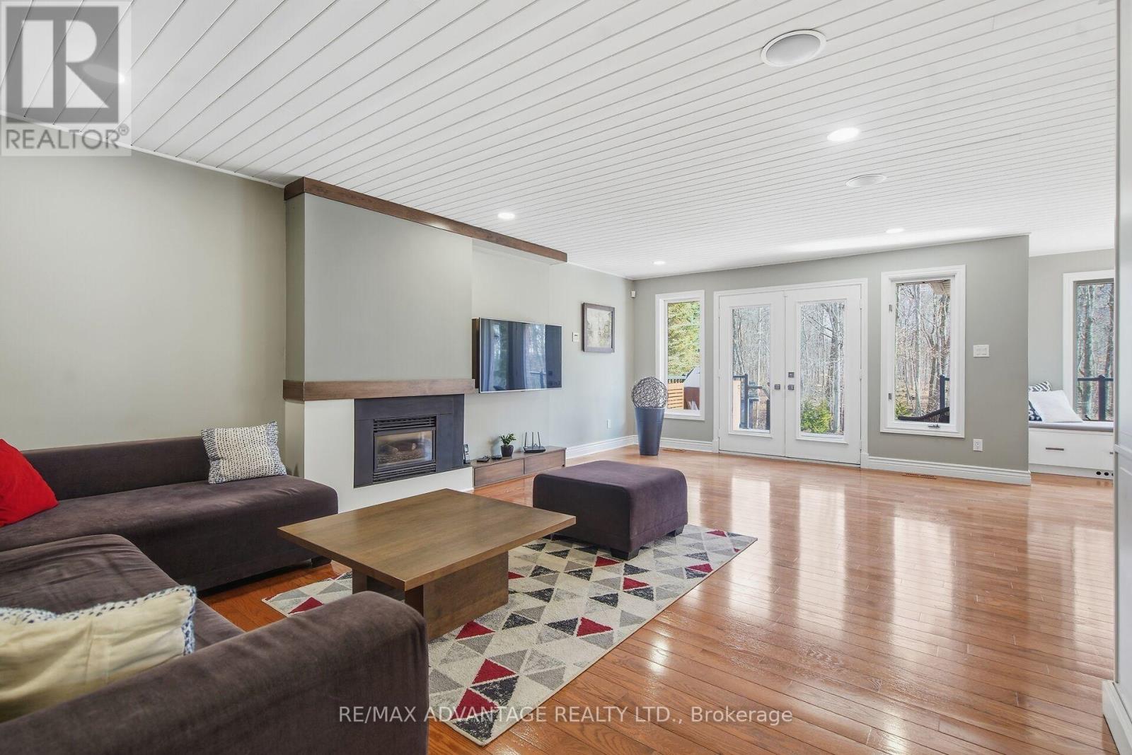 28 Wynfield Lane, Middlesex Centre, Ontario  N6H 5L2 - Photo 20 - X12880092