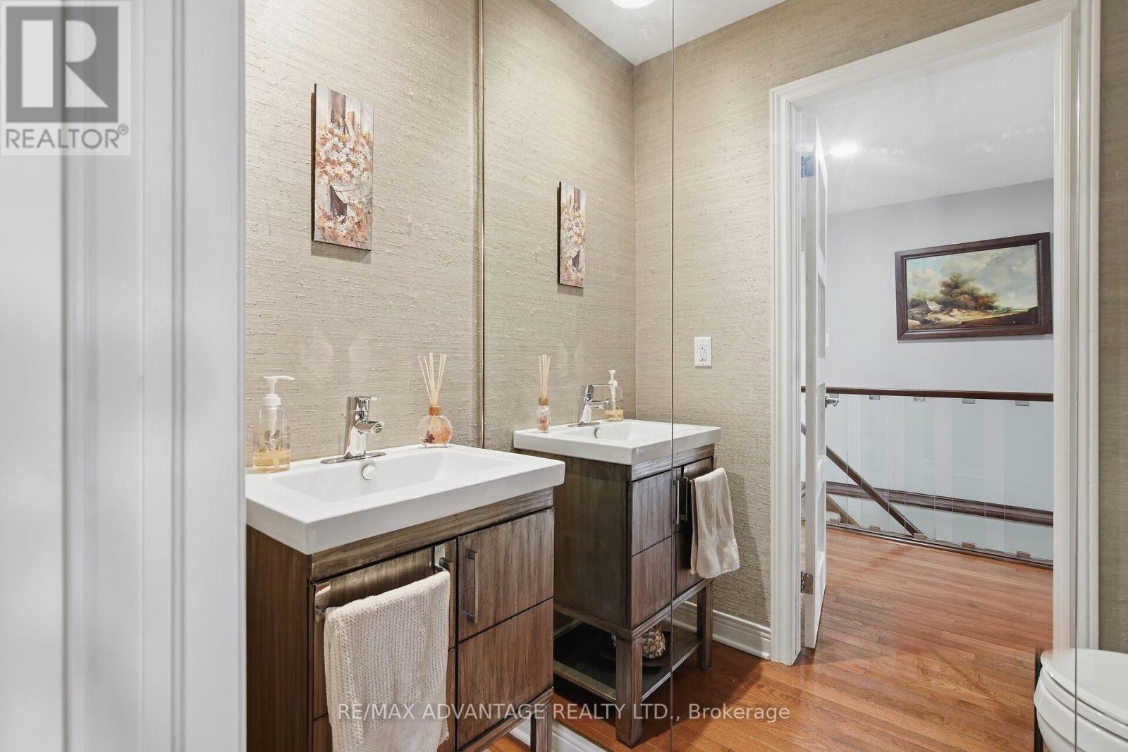 28 Wynfield Lane, Middlesex Centre, Ontario  N6H 5L2 - Photo 23 - X12880092