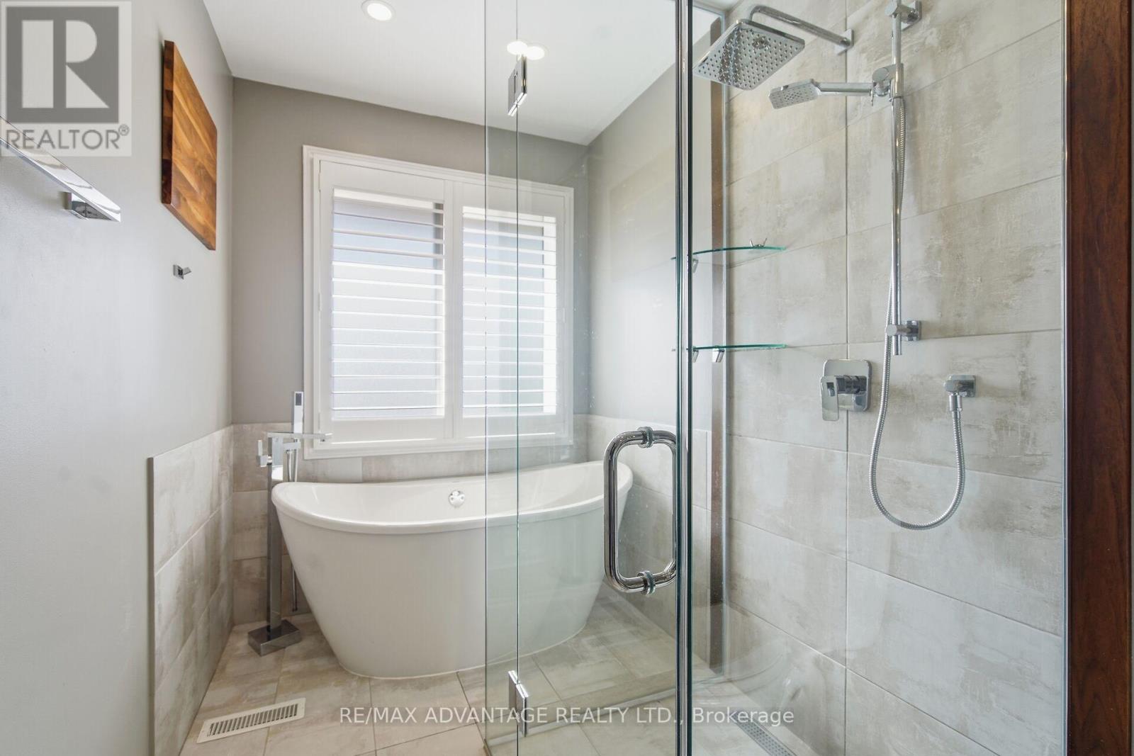 28 Wynfield Lane, Middlesex Centre, Ontario  N6H 5L2 - Photo 31 - X12880092