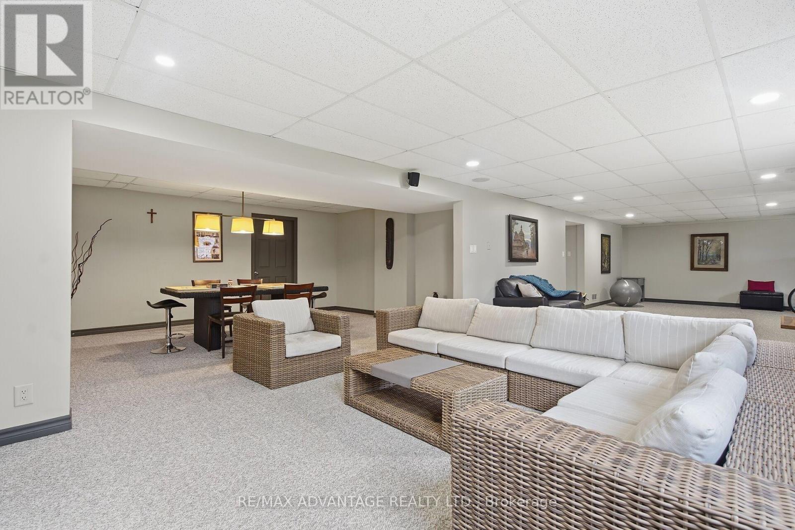 28 Wynfield Lane, Middlesex Centre, Ontario  N6H 5L2 - Photo 39 - X12880092