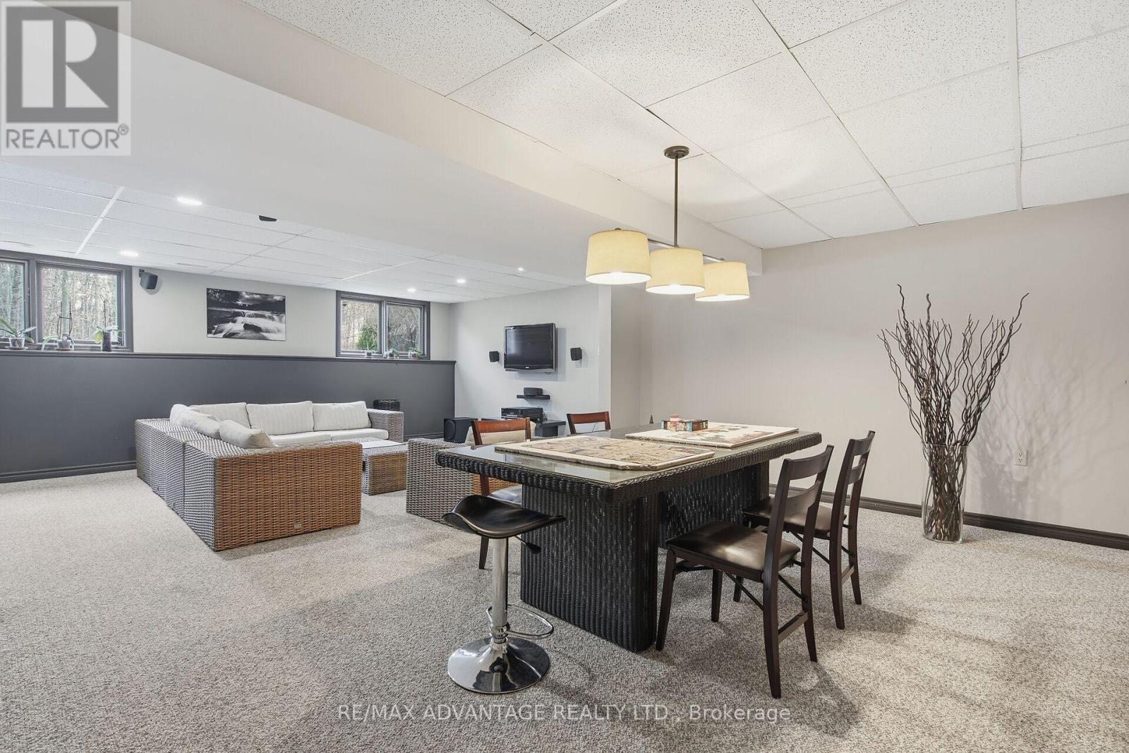 28 Wynfield Lane, Middlesex Centre, Ontario  N6H 5L2 - Photo 40 - X12880092