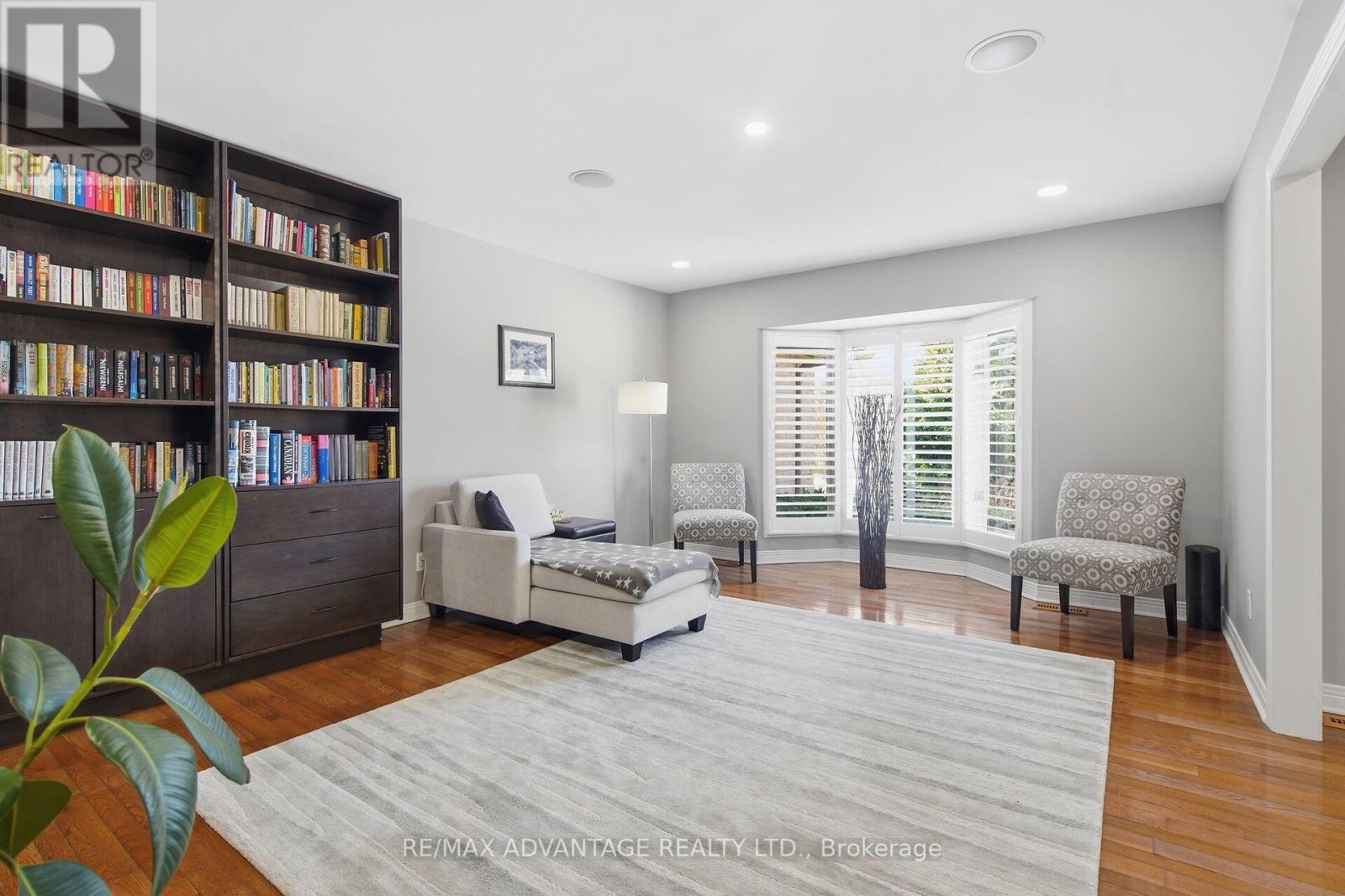 28 Wynfield Lane, Middlesex Centre, Ontario  N6H 5L2 - Photo 7 - X12880092