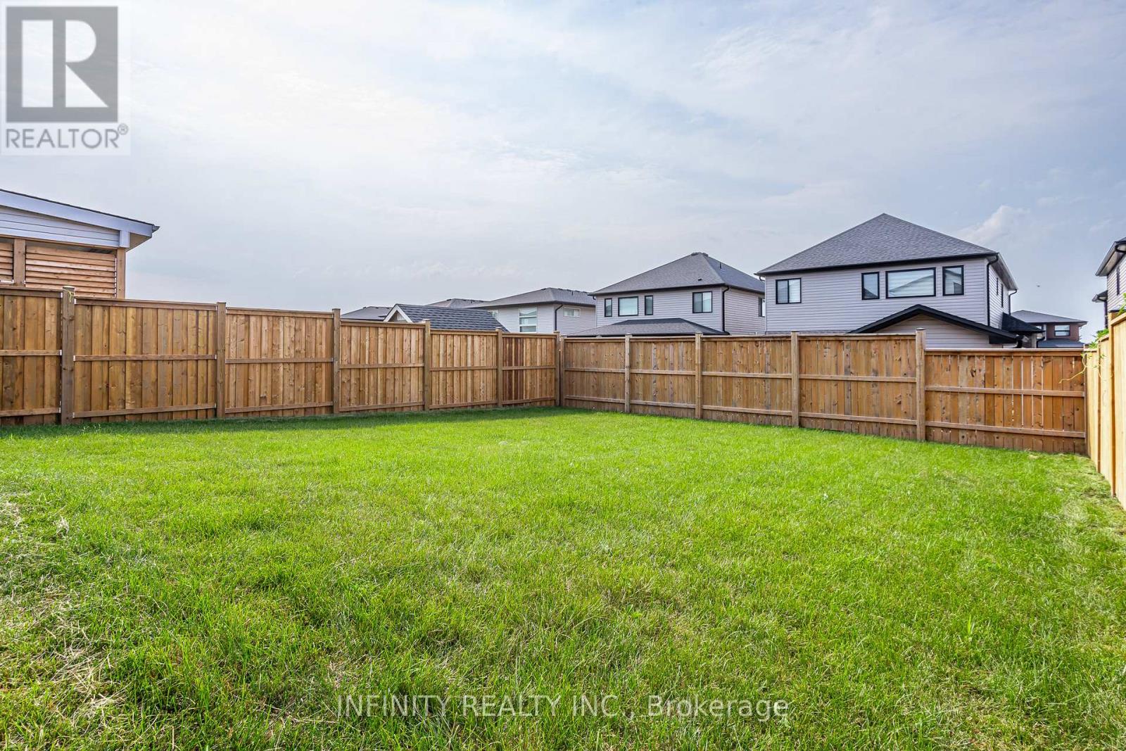 157 Crestview Drive, Middlesex Centre, Ontario  N0L 1R0 - Photo 40 - X12880158