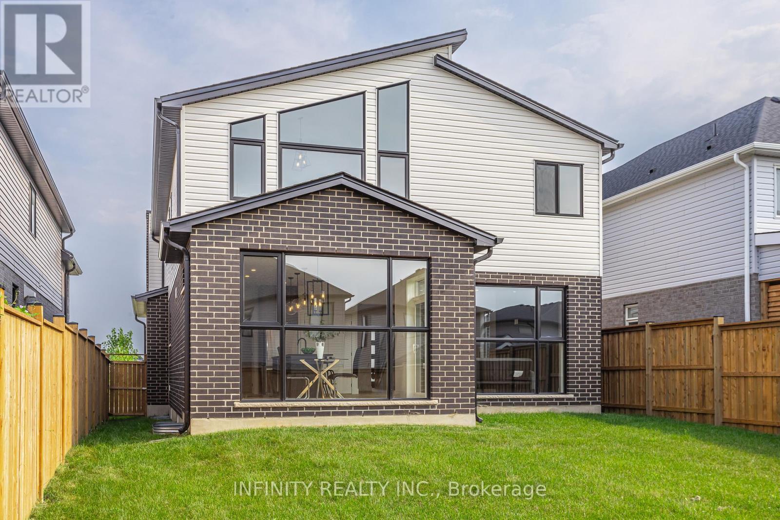 157 Crestview Drive, Middlesex Centre, Ontario  N0L 1R0 - Photo 41 - X12880158