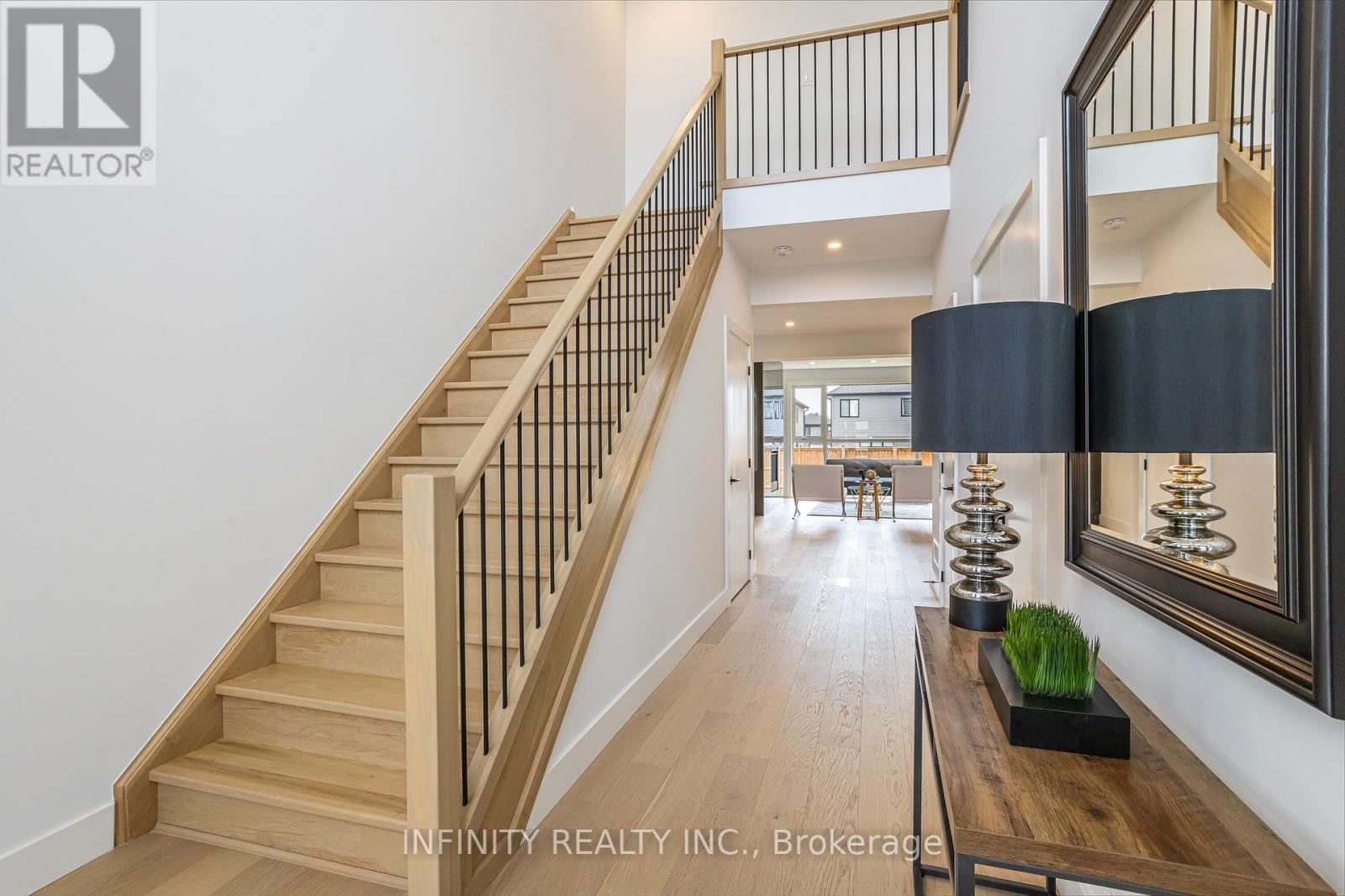 157 Crestview Drive, Middlesex Centre, Ontario  N0L 1R0 - Photo 6 - X12880158