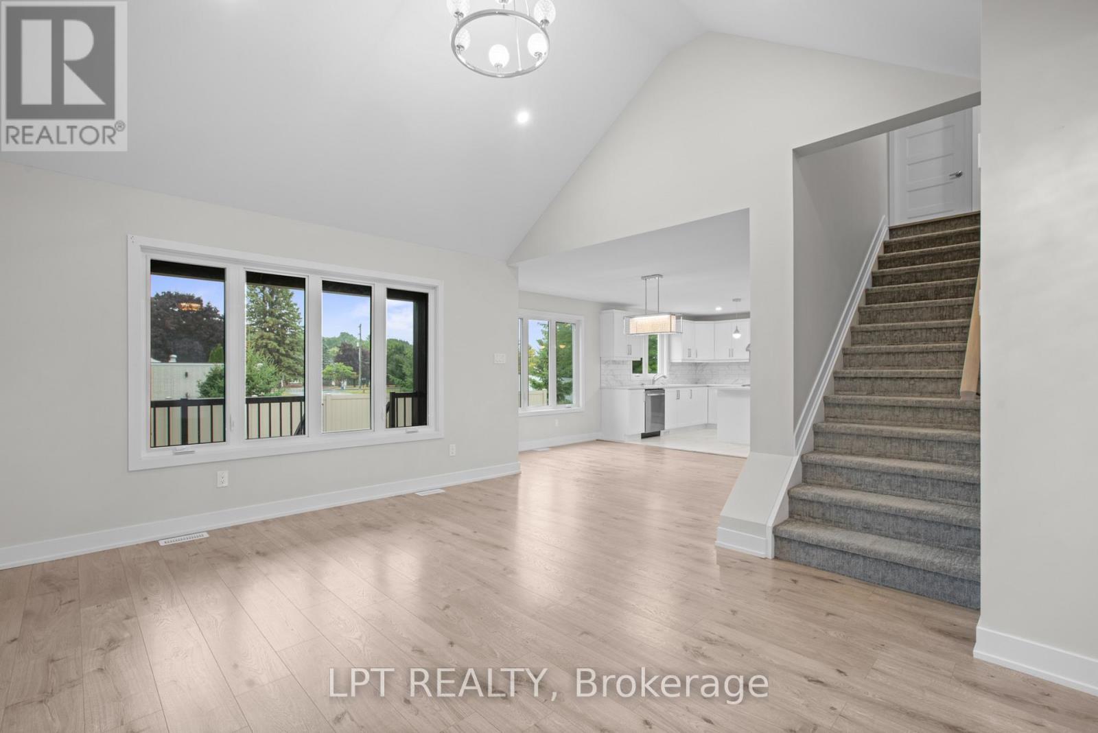 75 Chateauguay Street, Russell, Ontario  K0A 2M0 - Photo 27 - X12822910