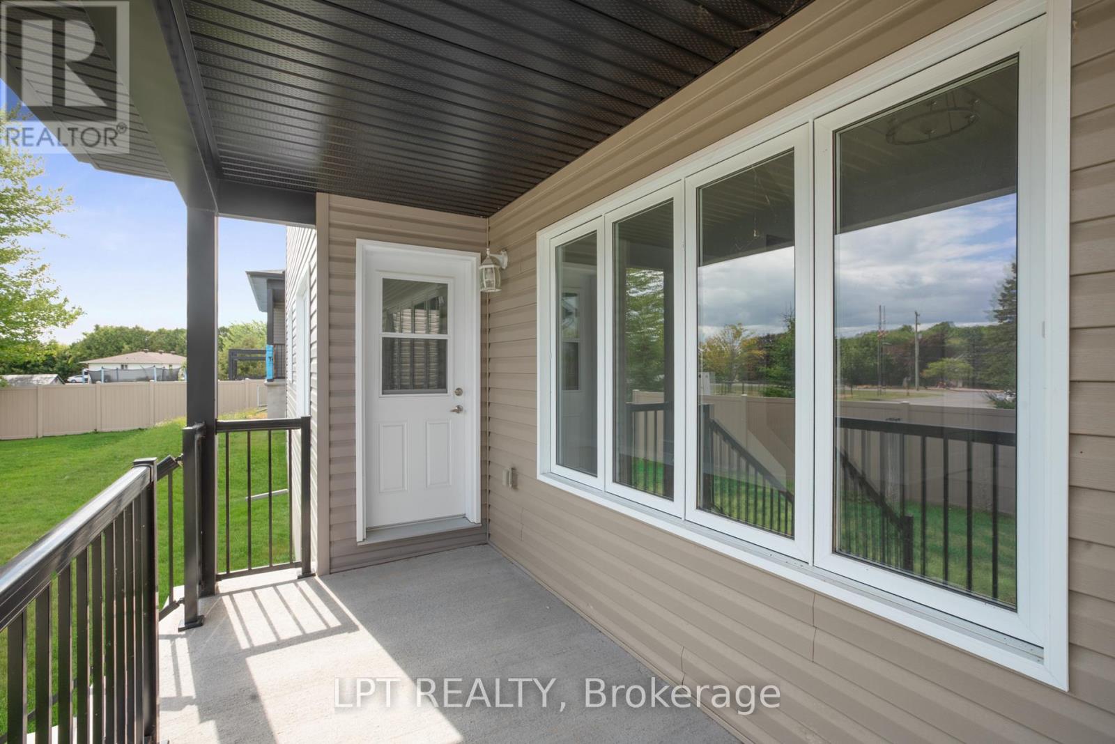 75 Chateauguay Street, Russell, Ontario  K0A 2M0 - Photo 42 - X12822910