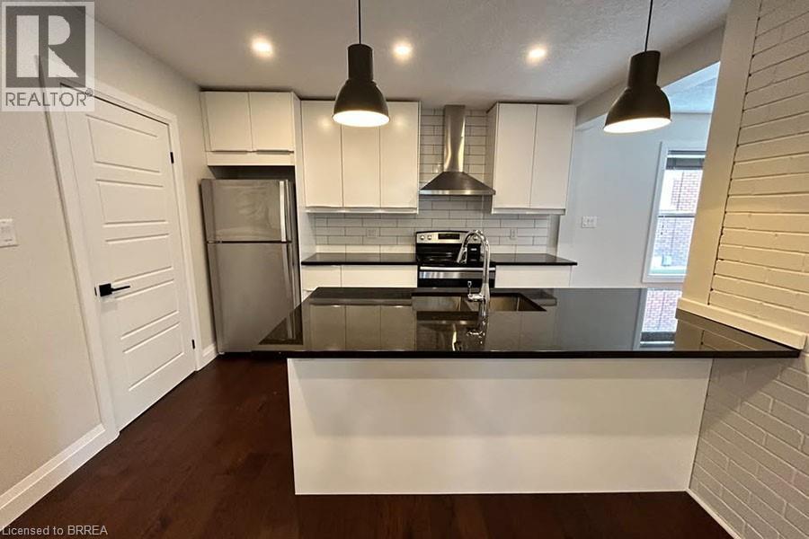 24 Locust Street Unit# A, Kitchener, Ontario  N2H 1W7 - Photo 4 - 40811618