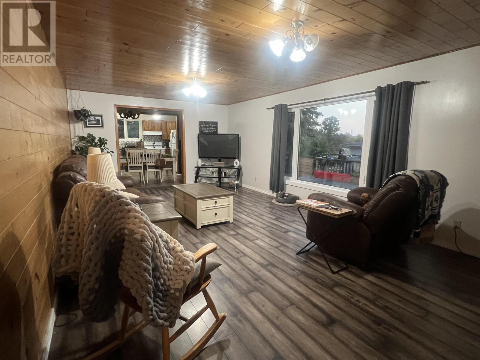 111 Buffalo Street, Red Lake, Ontario  P0V 2M0 - Photo 9 - TB253149