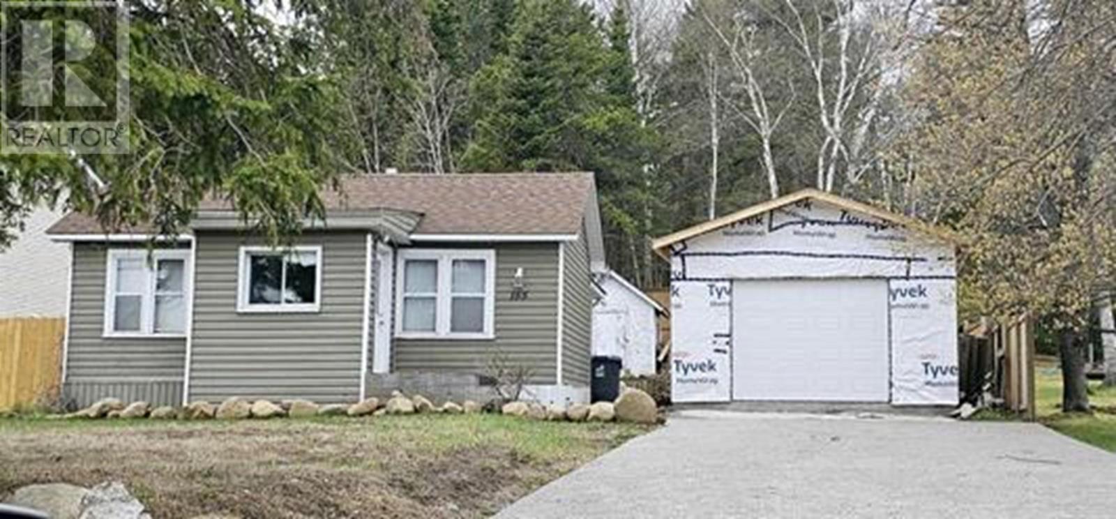 165 Market St, Thunder Bay, Ontario  P7A 8A4 - Photo 2 - TB2600424