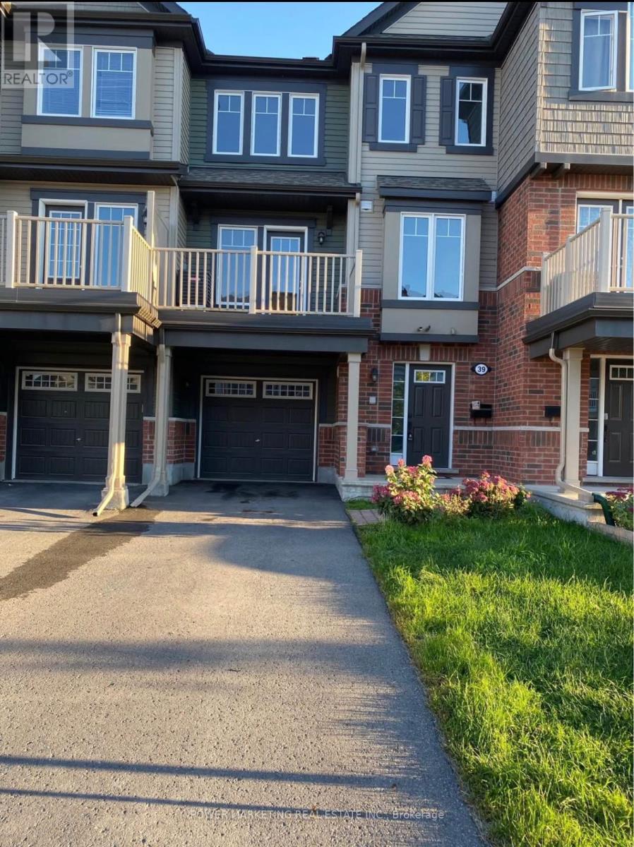 39 MAROMA STREET, Ottawa, Ontario