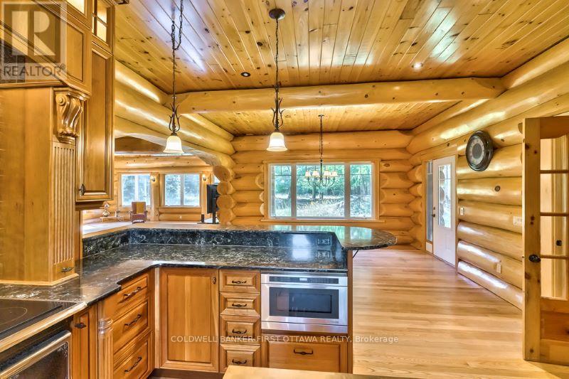 2467 Darling Road, Lanark Highlands, Ontario  K0A 1P0 - Photo 14 - X12880130