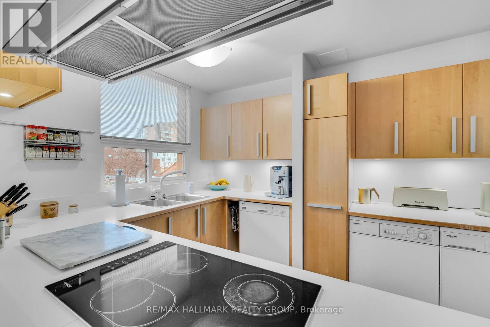 203 - 40 Arthur Street, Ottawa, Ontario  K1R 7T5 - Photo 17 - X12880160