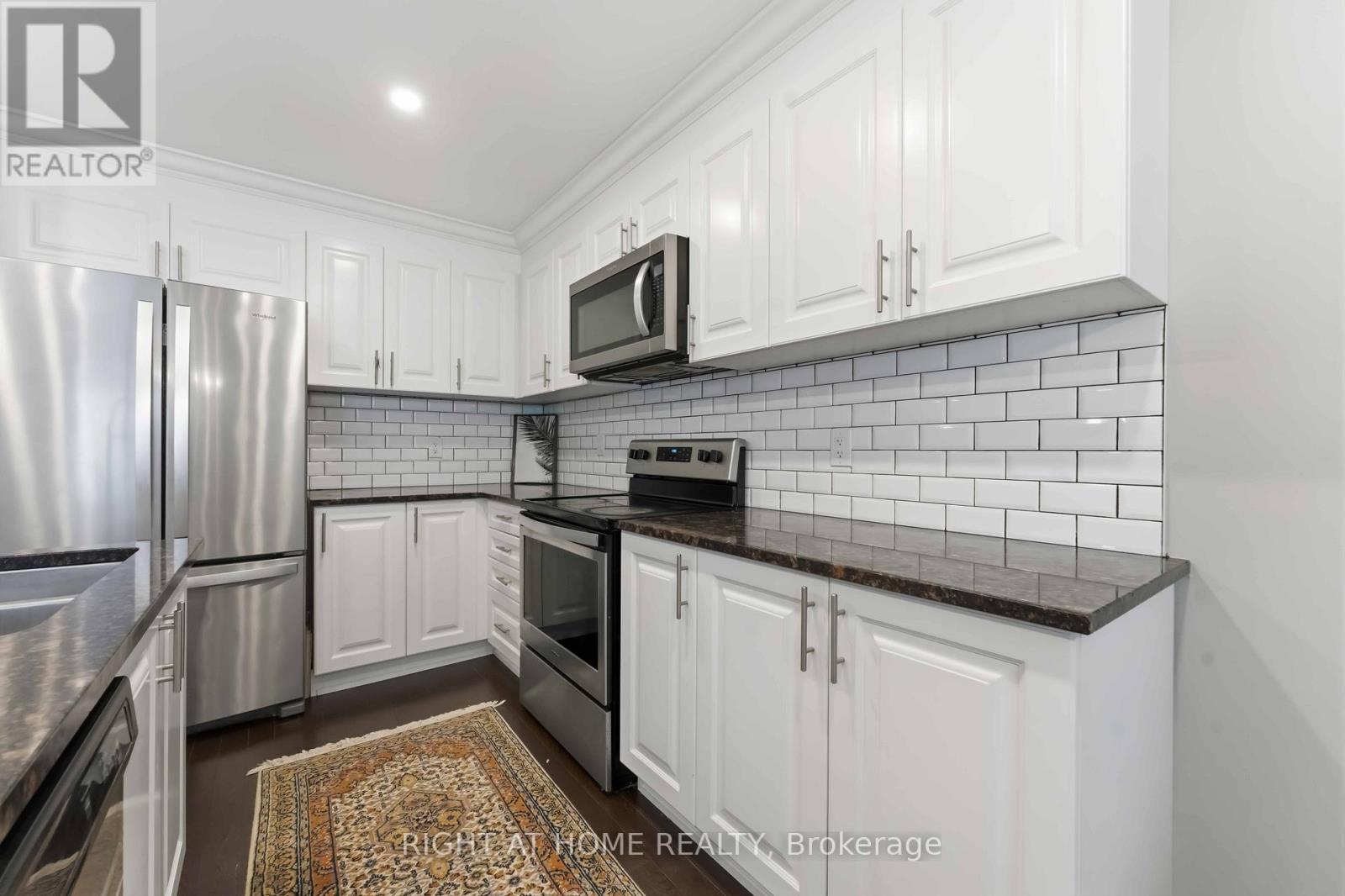 1001 Rue Du Manege Street, Ottawa, Ontario  K2S 0Y7 - Photo 12 - X12880174