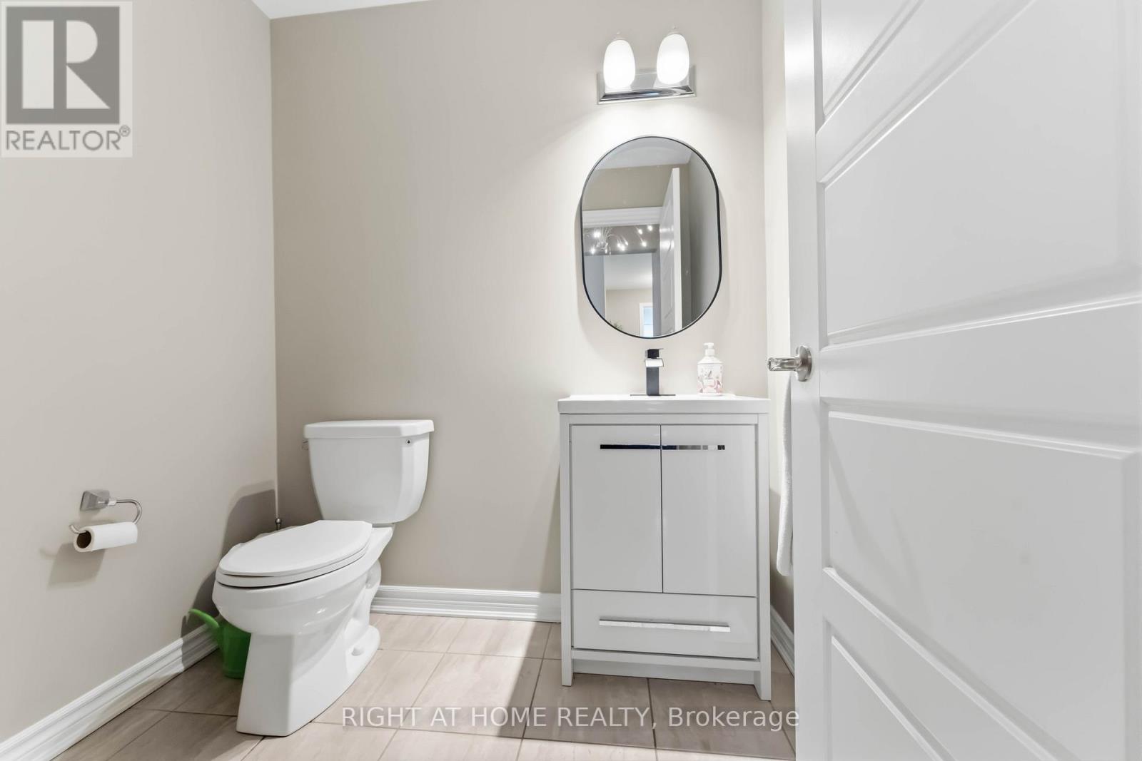 1001 Rue Du Manege Street, Ottawa, Ontario  K2S 0Y7 - Photo 17 - X12880174