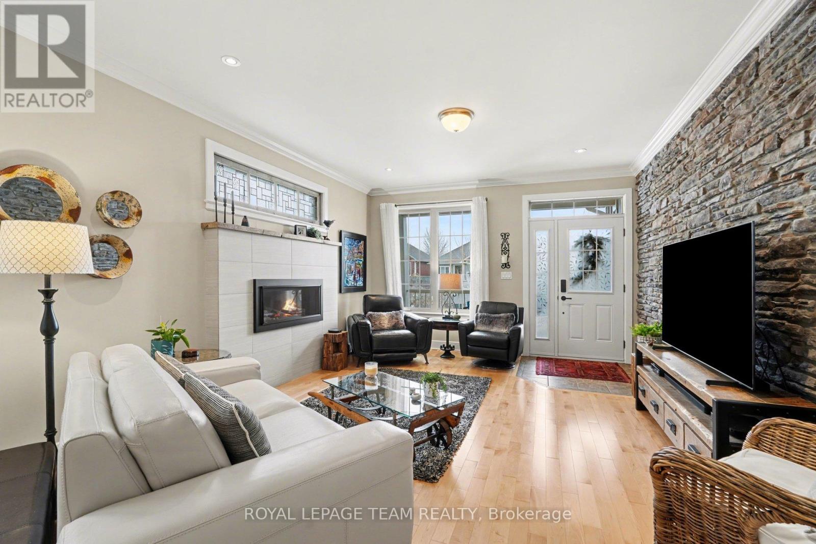 24 Galens Way, North Grenville, Ontario  K0G 1J0 - Photo 4 - X12880180