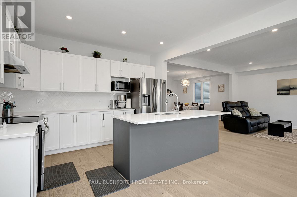 630 Hamsa Street, Ottawa, Ontario  K2J 6M2 - Photo 12 - X12880196