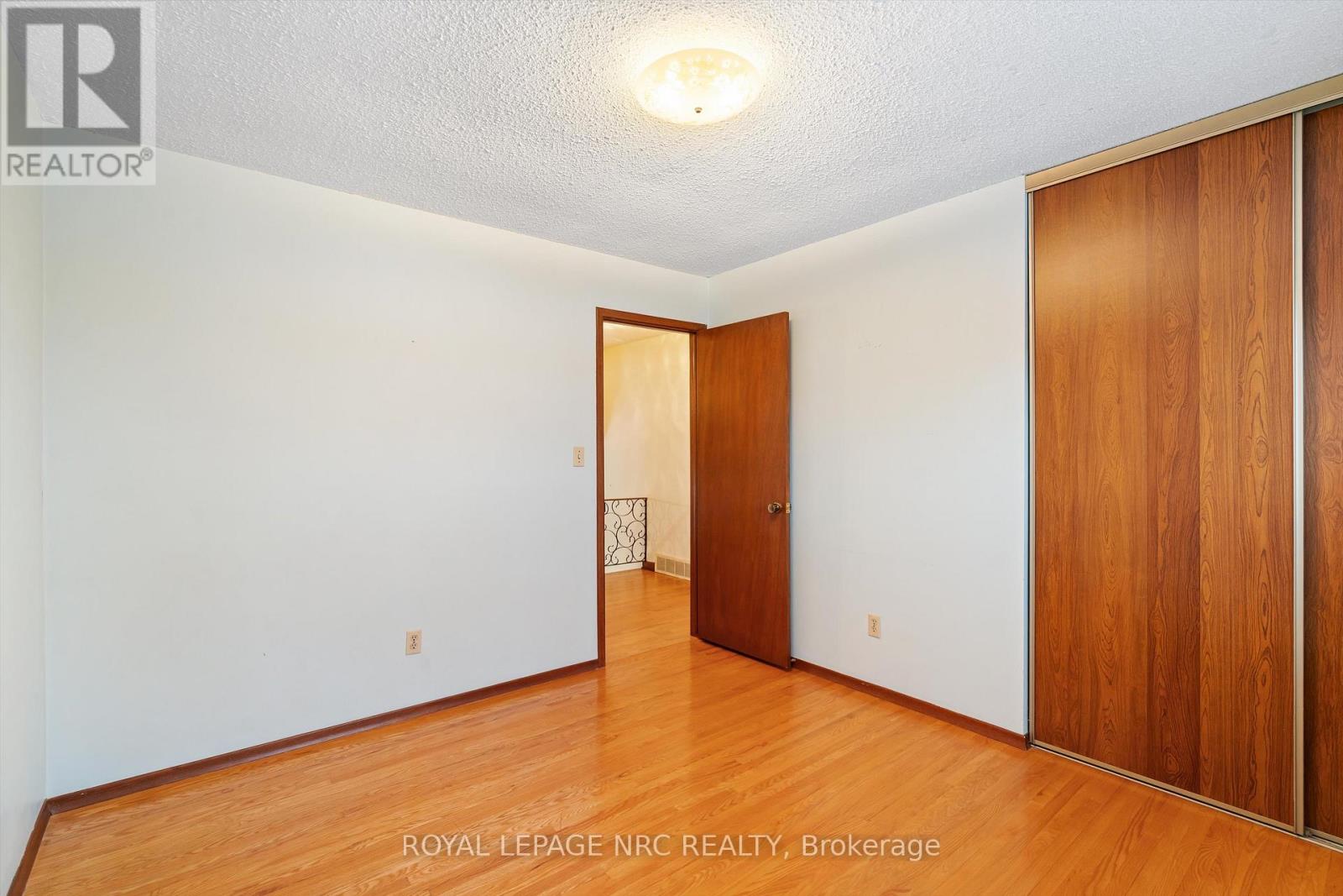 16 Appleford Road, St. Catharines, Ontario  L2P 3M3 - Photo 18 - X12880006