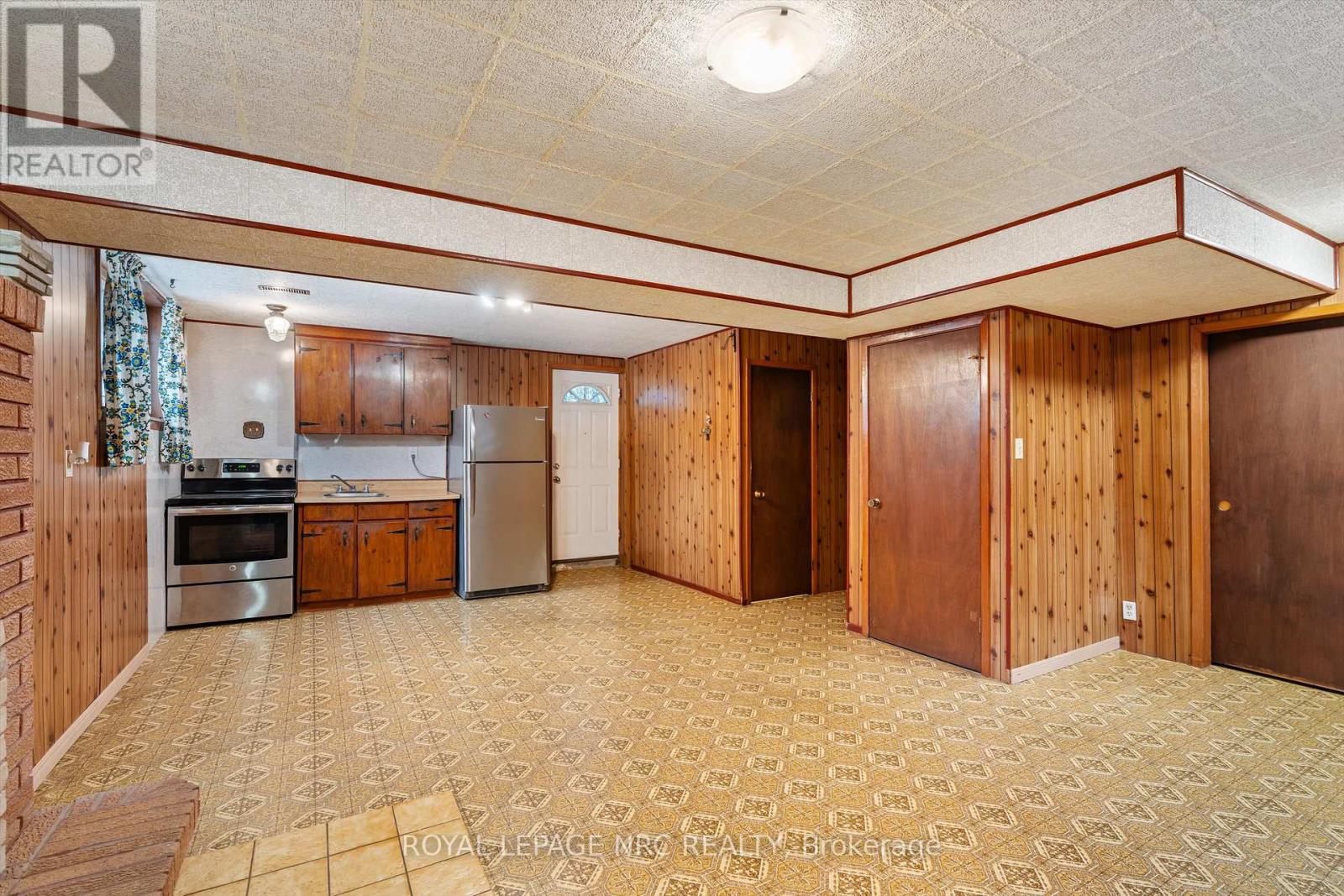 16 Appleford Road, St. Catharines, Ontario  L2P 3M3 - Photo 27 - X12880006