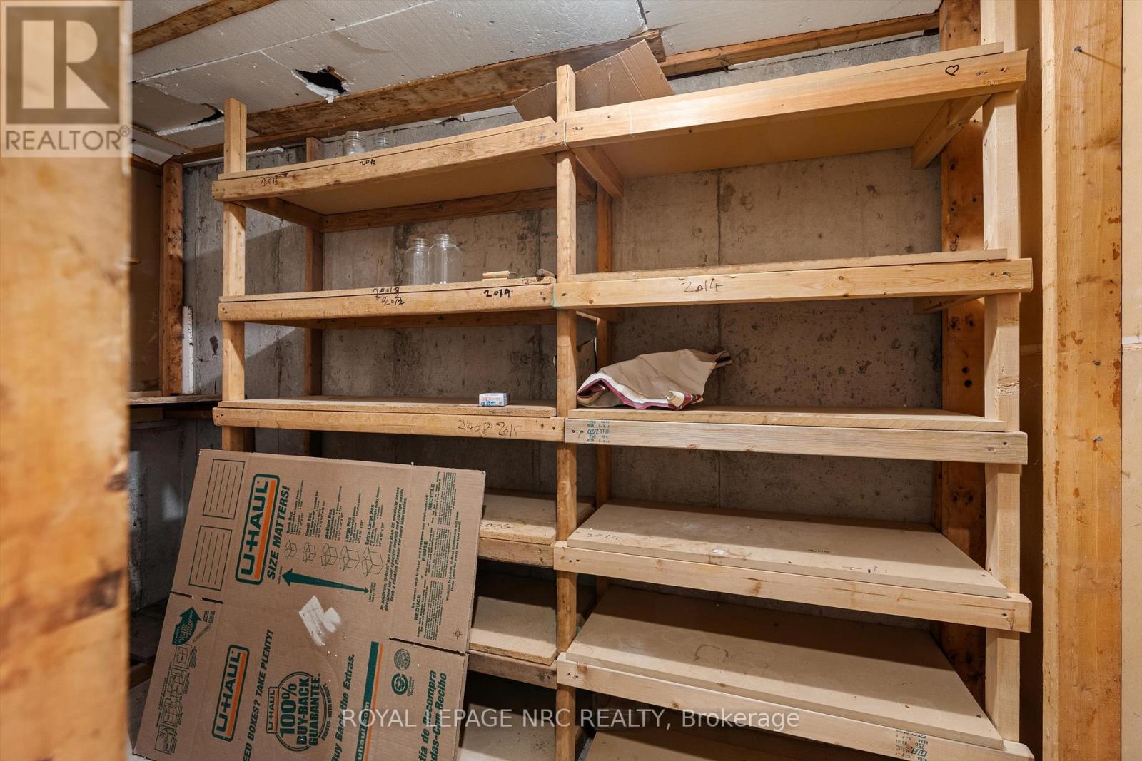 16 Appleford Road, St. Catharines, Ontario  L2P 3M3 - Photo 32 - X12880006