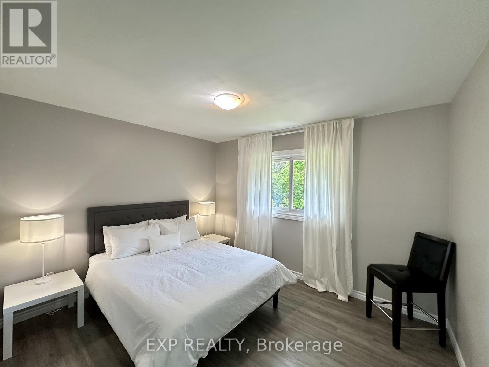 16 Broadview Avenue, St. Catharines, Ontario  L2T 2H3 - Photo 10 - X12880112