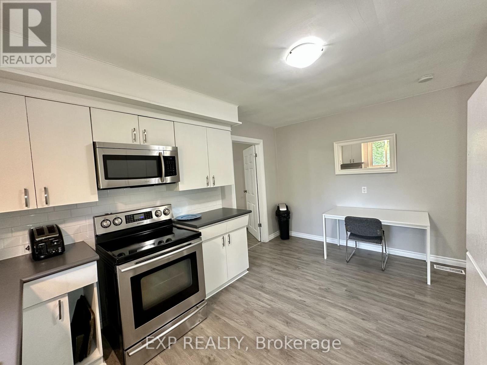 16 Broadview Avenue, St. Catharines, Ontario  L2T 2H3 - Photo 15 - X12880112