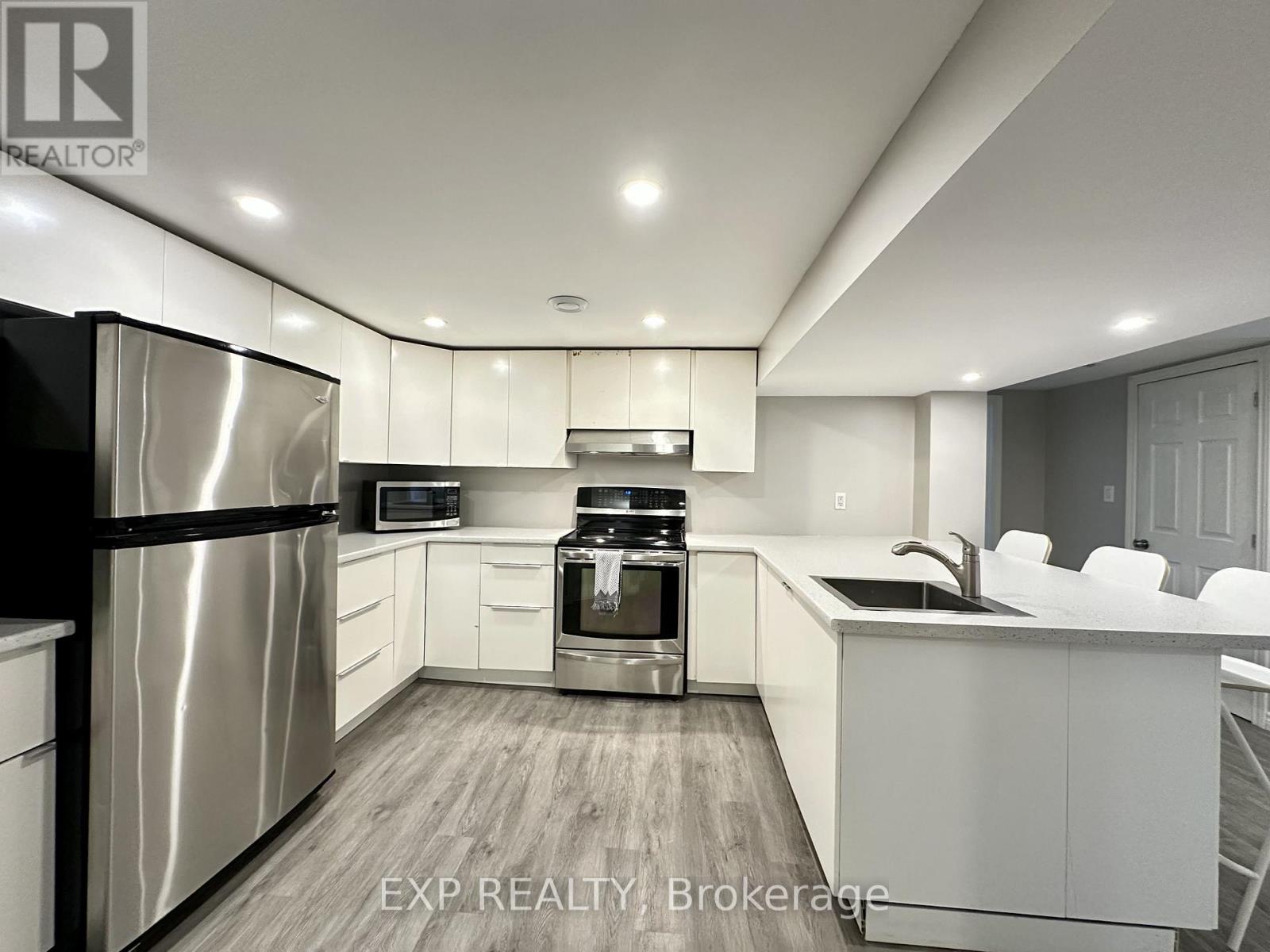 16 Broadview Avenue, St. Catharines, Ontario  L2T 2H3 - Photo 28 - X12880112