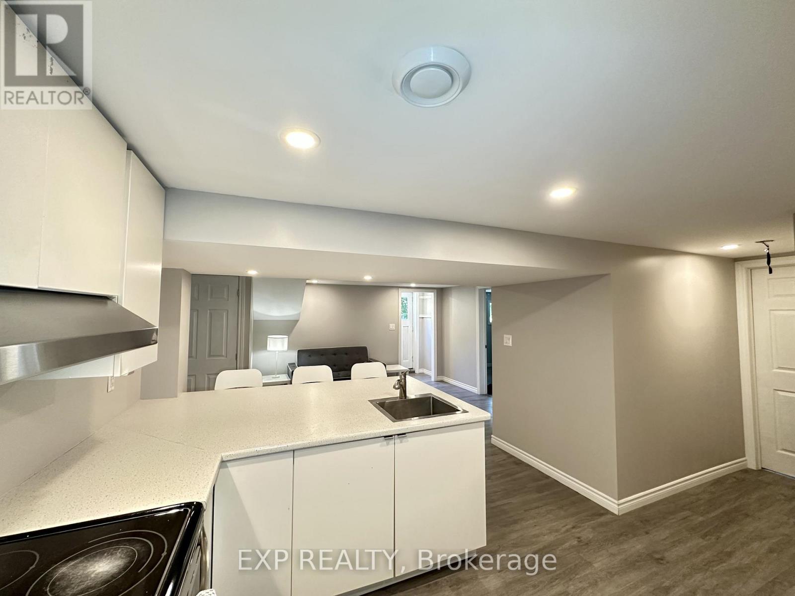 16 Broadview Avenue, St. Catharines, Ontario  L2T 2H3 - Photo 29 - X12880112