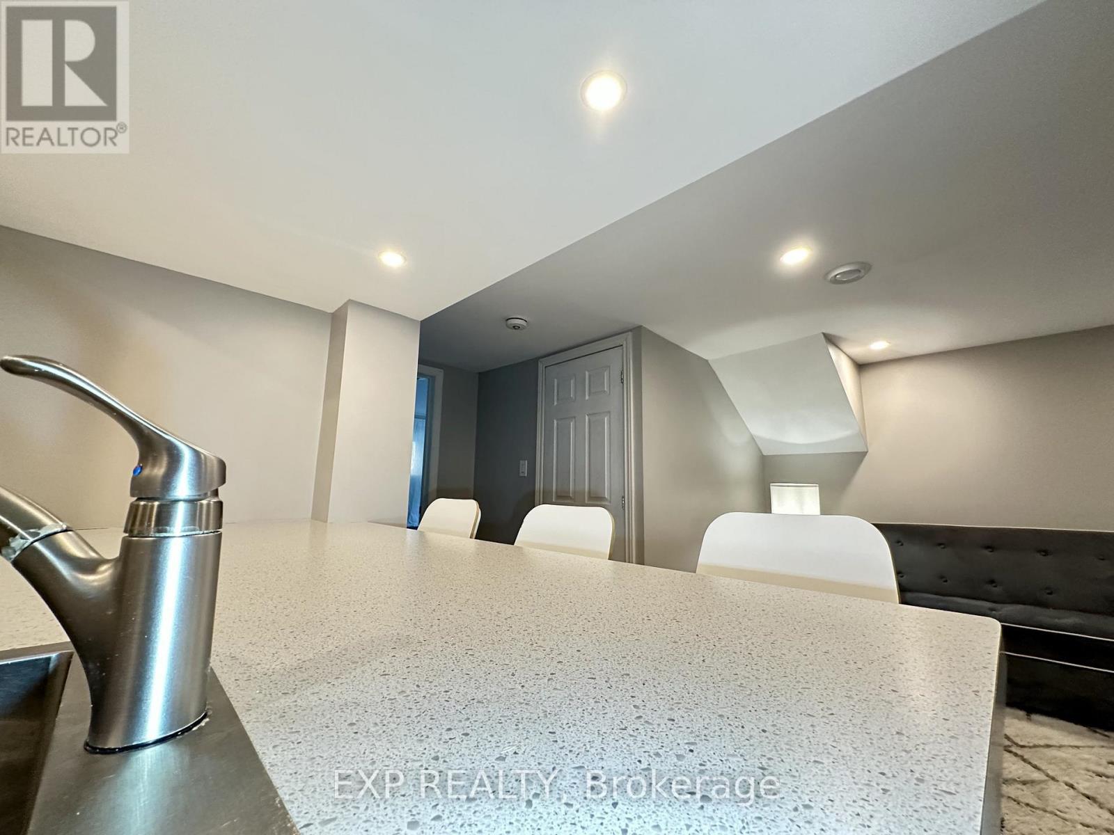 16 Broadview Avenue, St. Catharines, Ontario  L2T 2H3 - Photo 30 - X12880112