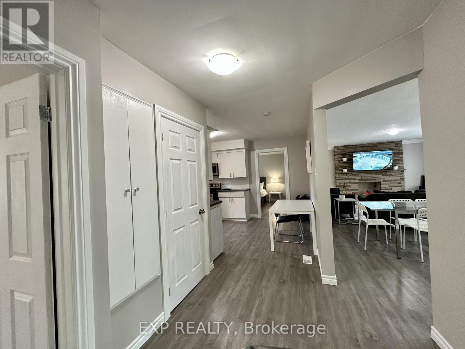 16 Broadview Avenue, St. Catharines, Ontario  L2T 2H3 - Photo 9 - X12880112